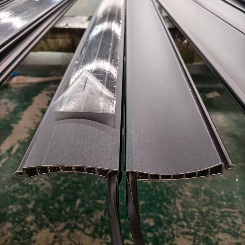 電動ローラーシャッターガレージドア